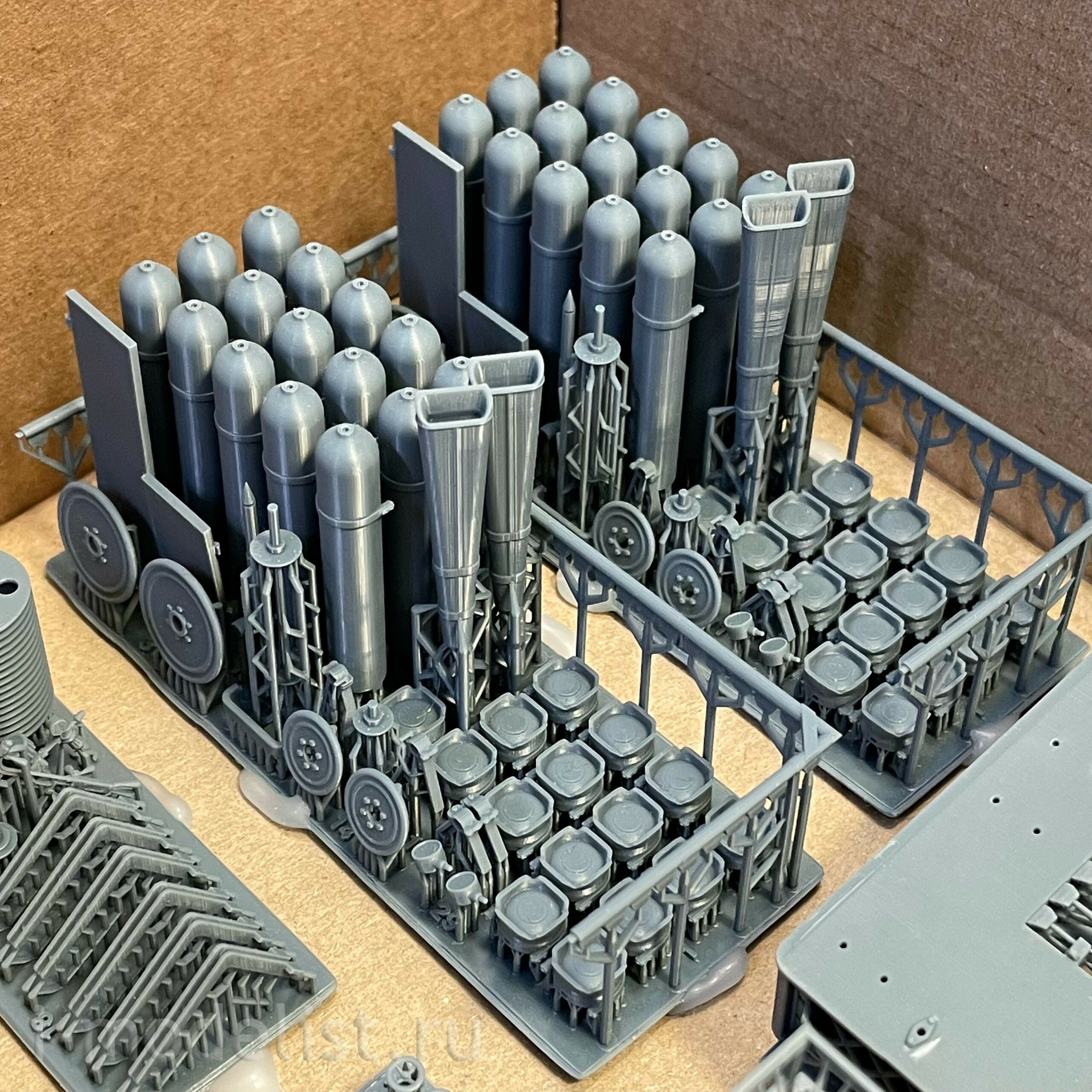 ММ35057 My модель 1/35 АУ-21 Автомобиль углекислfromного тушения на базе грузового автомобиля 130