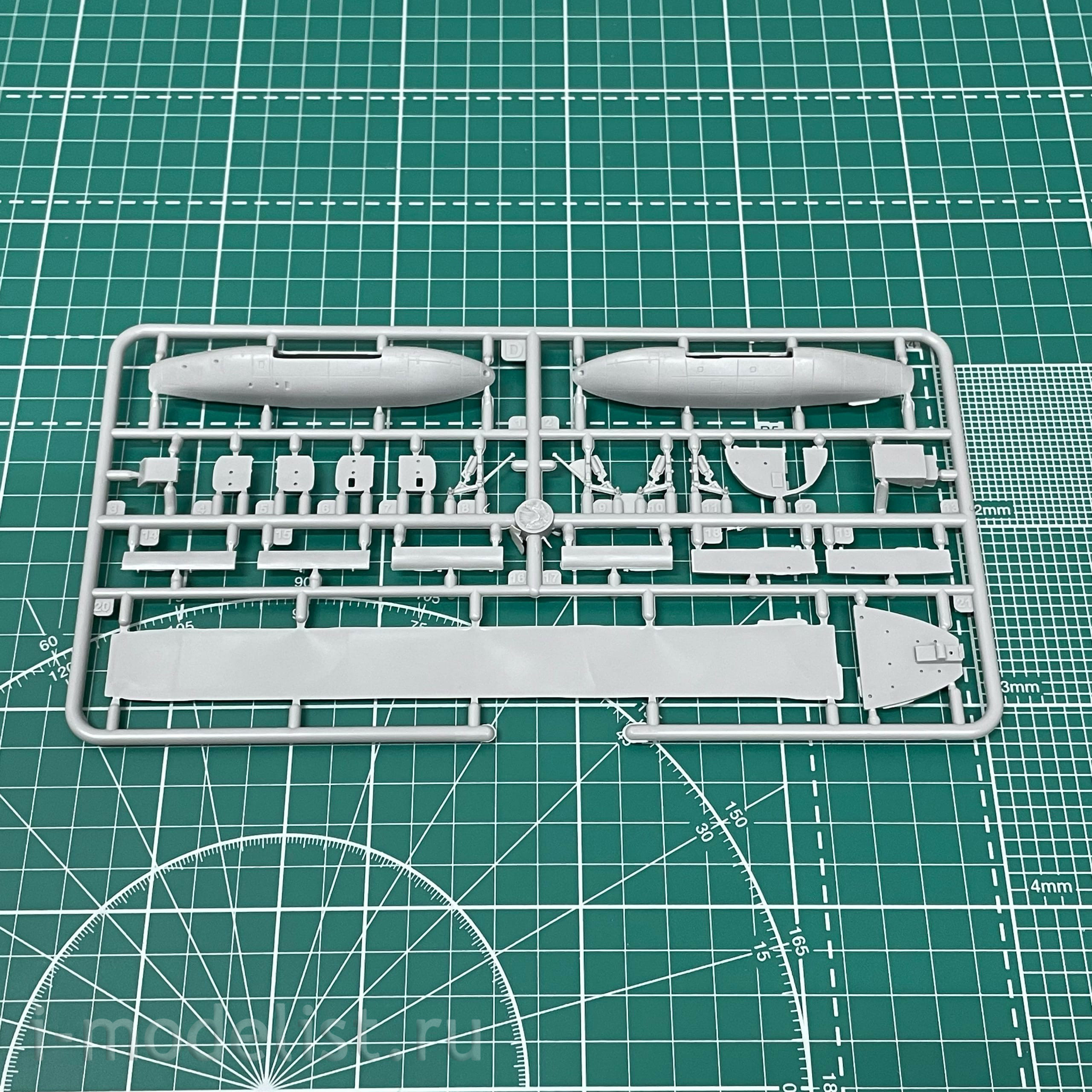 336 Roden 1/144 Douglas C-133A w / PGM-17 Thor IRBM Aircraft