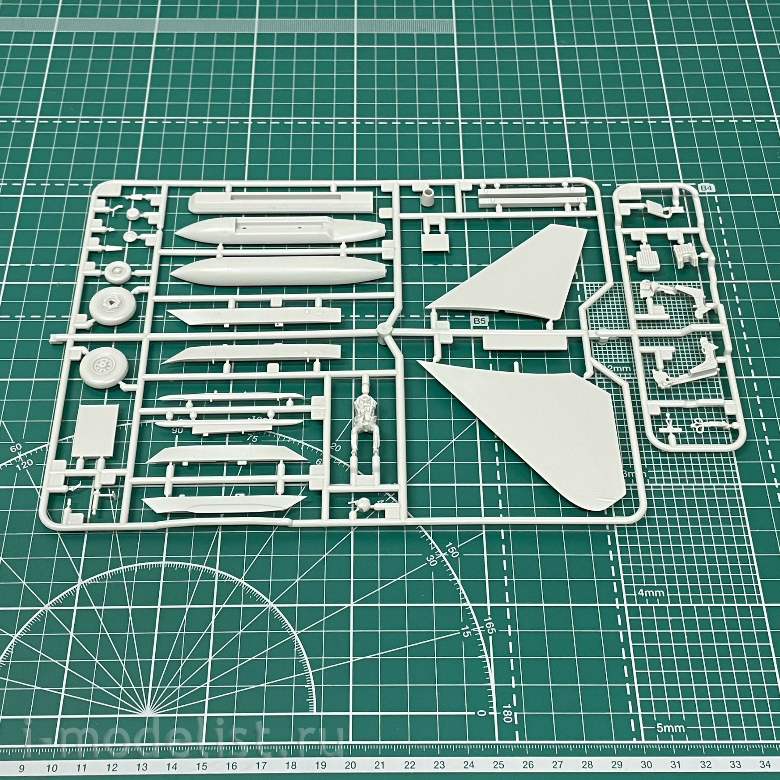 61122 Tamiya 1/48 Grumman F-14A Tomcat Aircraft (late)