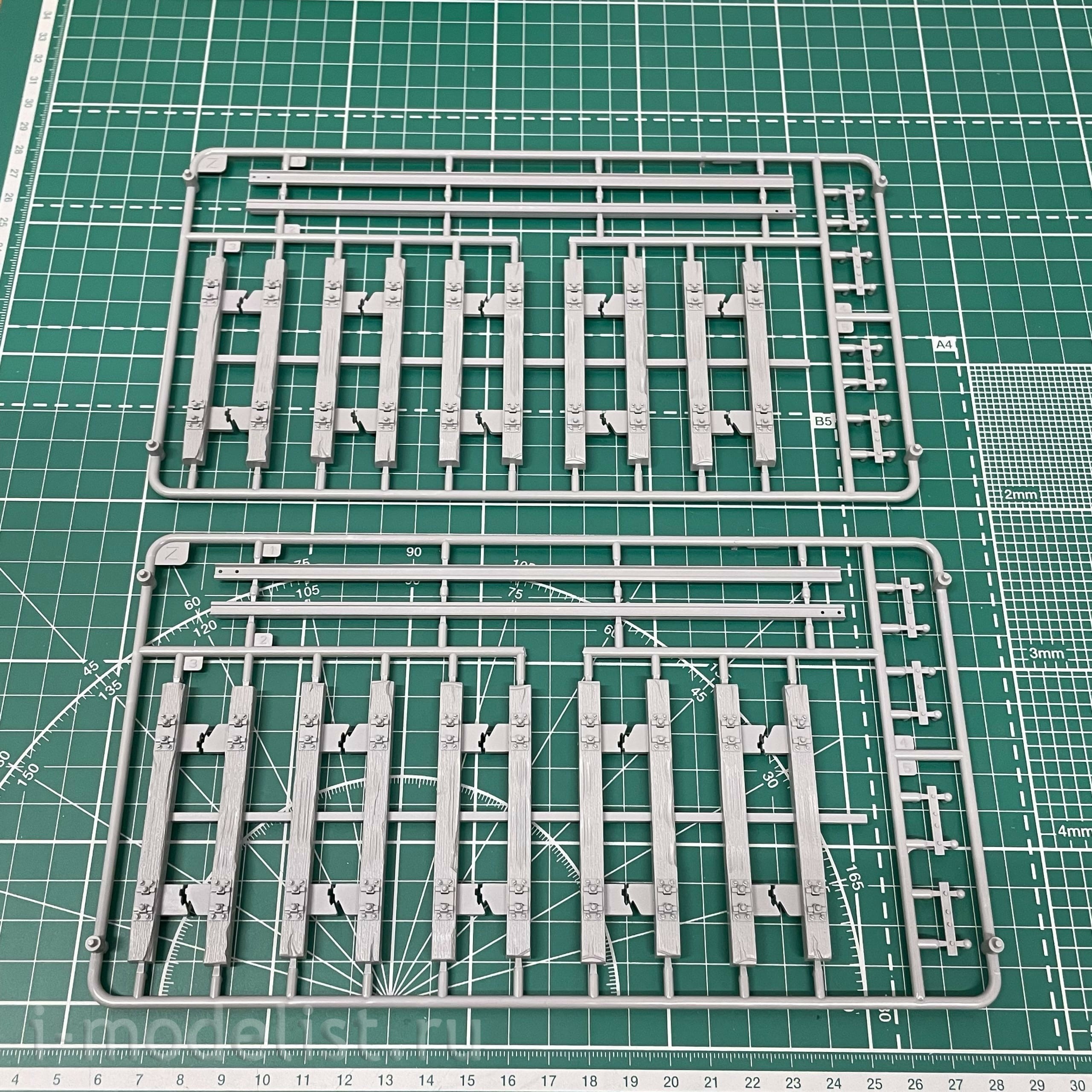35B06-C Sabre Model 1/35 Set of railway tracks and sleepers (2 pcs.) with real stones 300 gr.