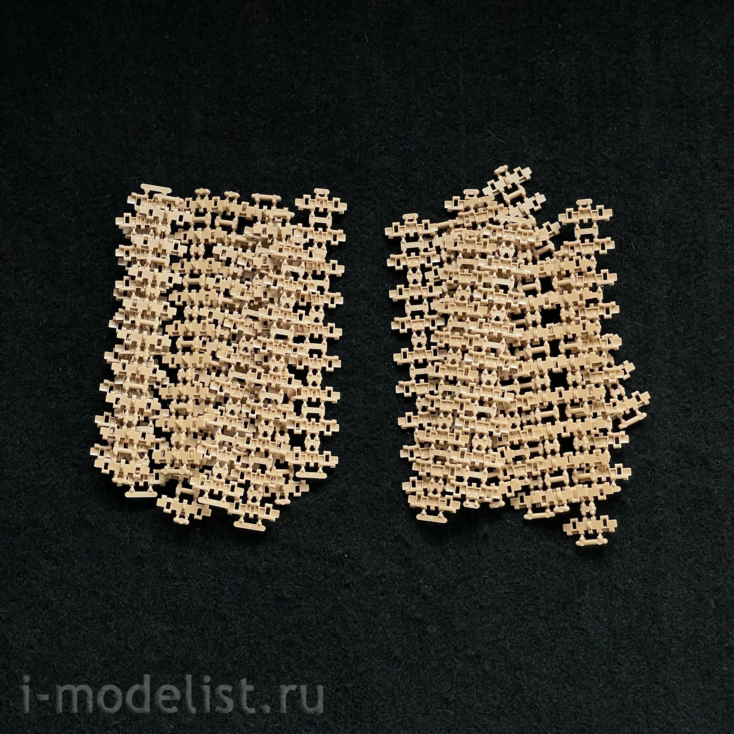 RM-5077 Rye Field Model 1/35 Detailed tracks for KV-1 tank (пластик)