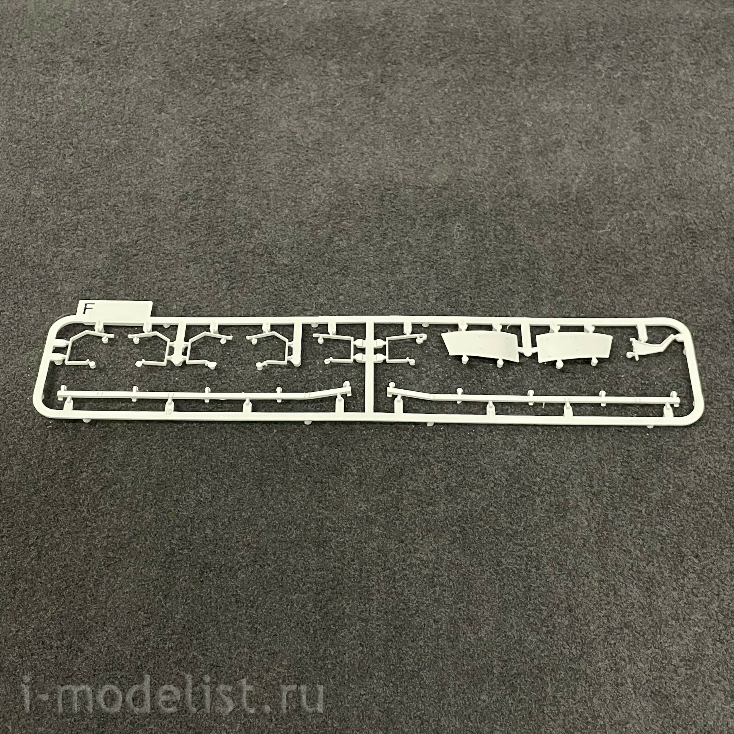 8002 Takom 1/35 Pz.Kpfw.III Ausf.M mit Schürzen