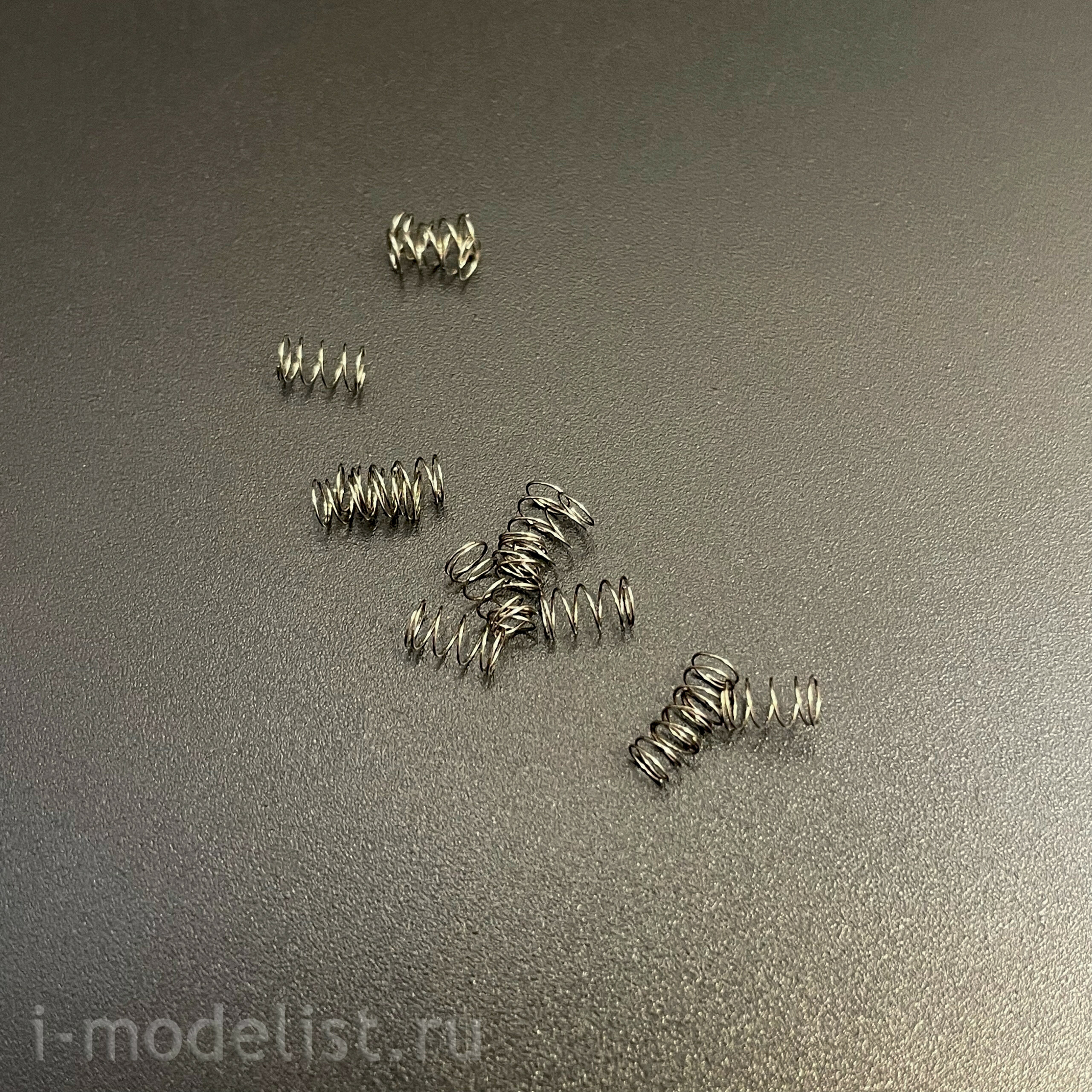 RM-5136 Rye Field Model 1/35 Танк M4A3 Sherman 76W VVSS поздний (UPGRADE-версия с полным интерьером)