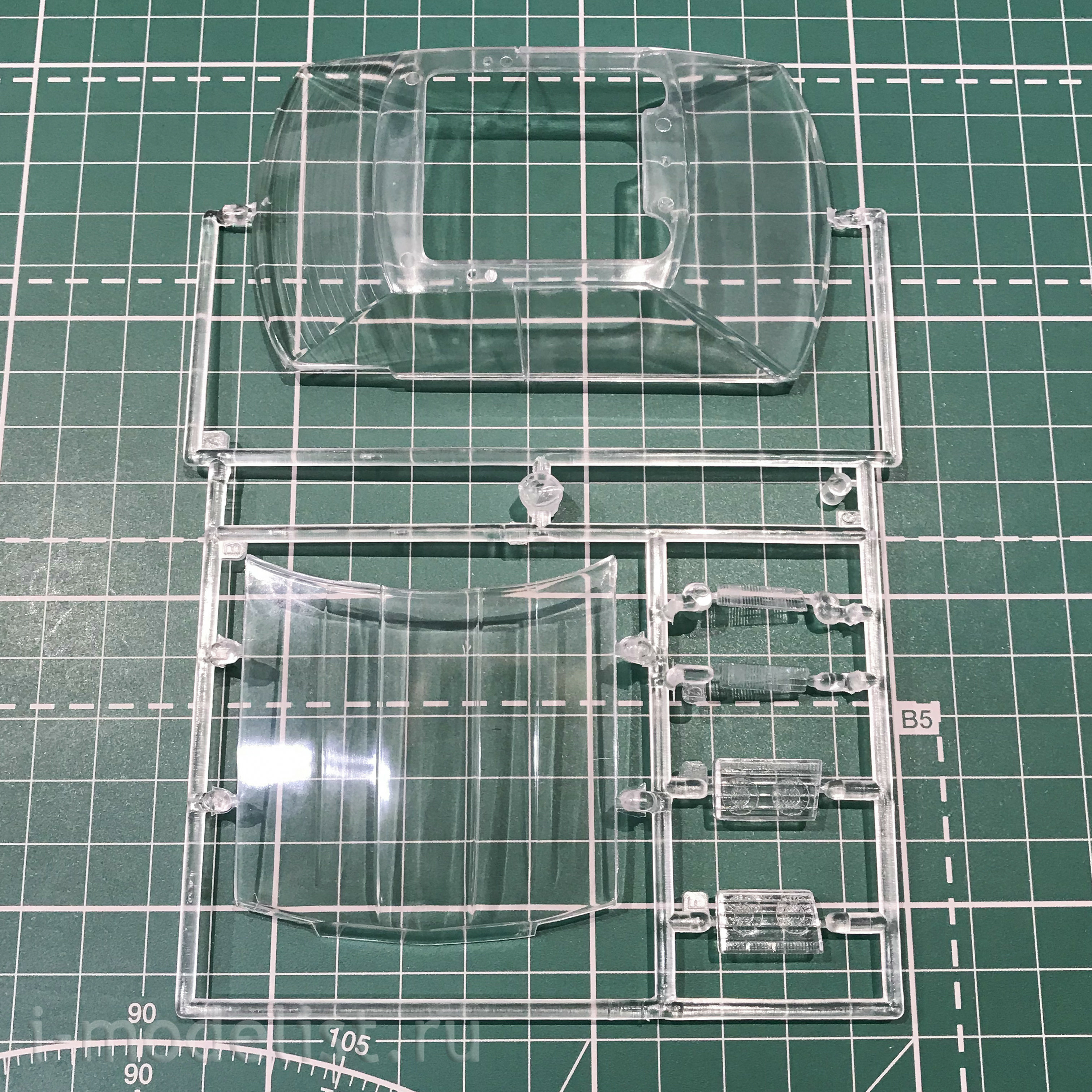 05878 Aoshima 1/24 Nissan DR30 Skyline HT2000 Turbo Intercooler RS-X '84