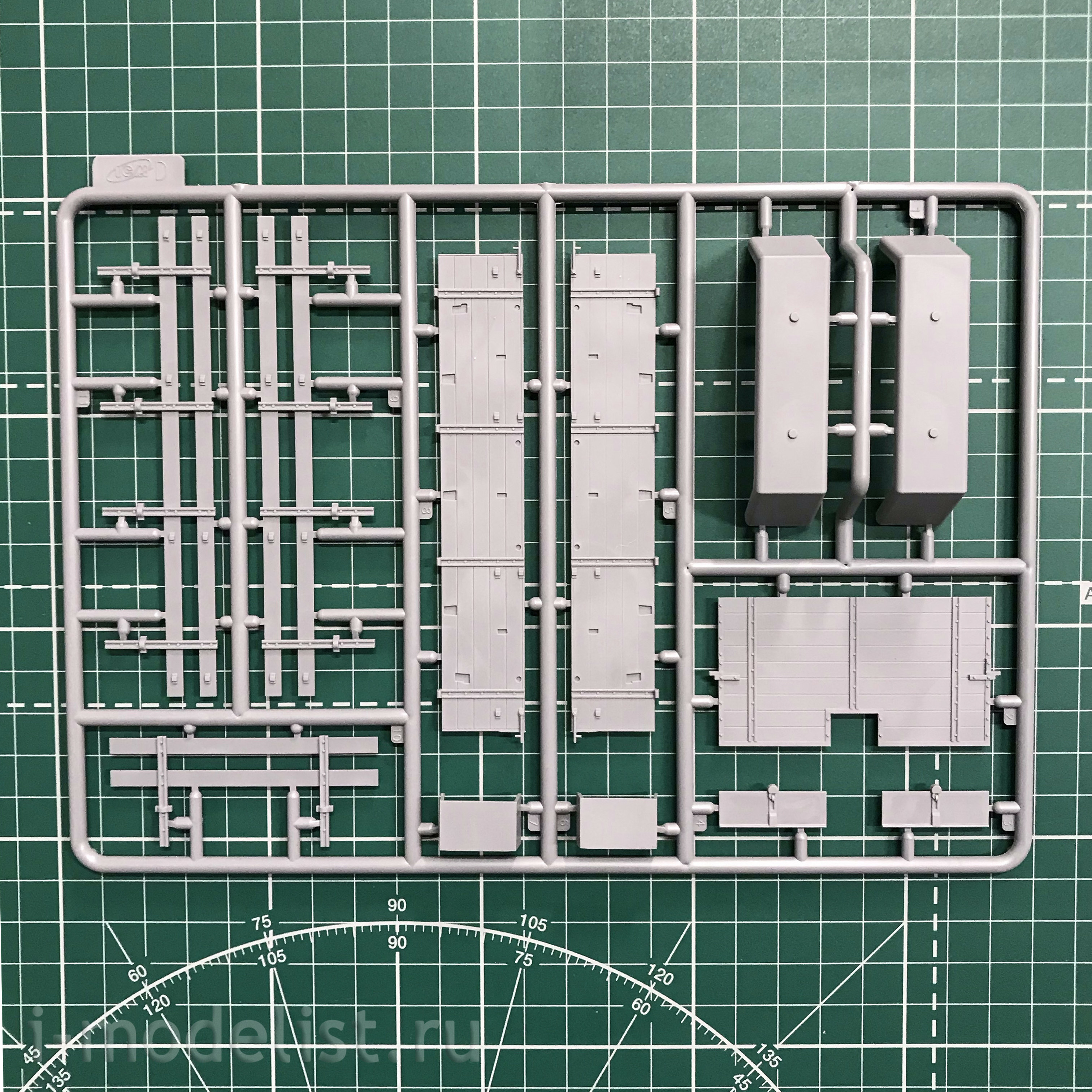 DS3508 ICM 1/35 3-axle trucks (Henschel 33D1, Krupp L3H163, LG3000)