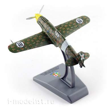 48209 Italeri 1/100 Macchi MC.202 Folgore Aircraft