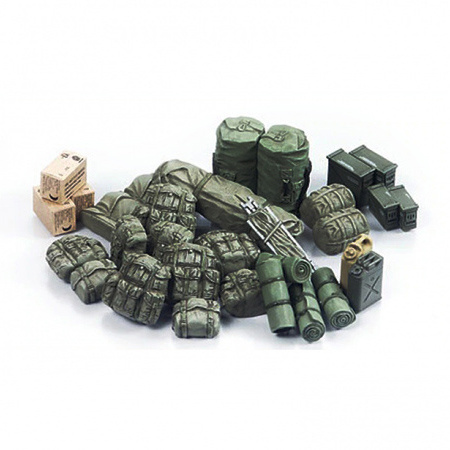 35266 Tamiya 1/35 Modern U.S. Military Equipment Set a Set of modern American army equipment, backpacks, ammunition boxes, cans, bags.
