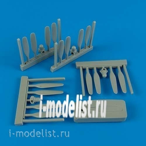 QB72 329 QuickBoost 1/72 add-on Kit B-24 Liberator propeller with tool