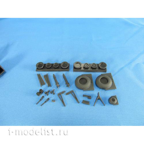 MDR4865 Metallic Details 1/48 Set of Add-ons for B-17 Wheels with Cover