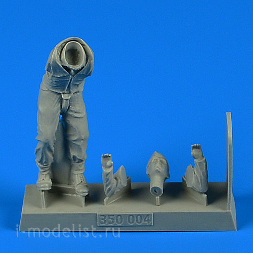 350 004 Aires 1/35 WWII Kriegsmarine sailor for German schnellboats, German Human Torpedoes, German midget and coastal submarines