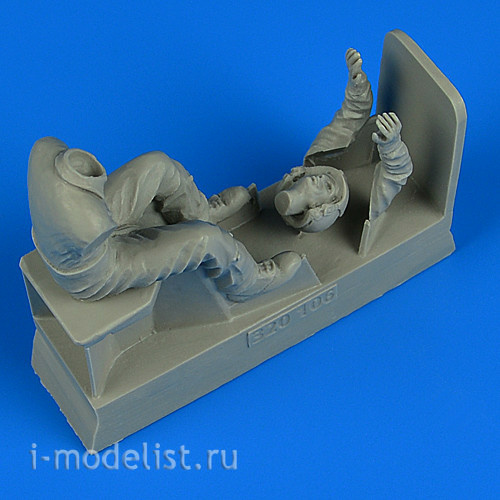 320 106 Aires 1/32 USAF Pilot with seat for L-19/O-1 Bird Dog