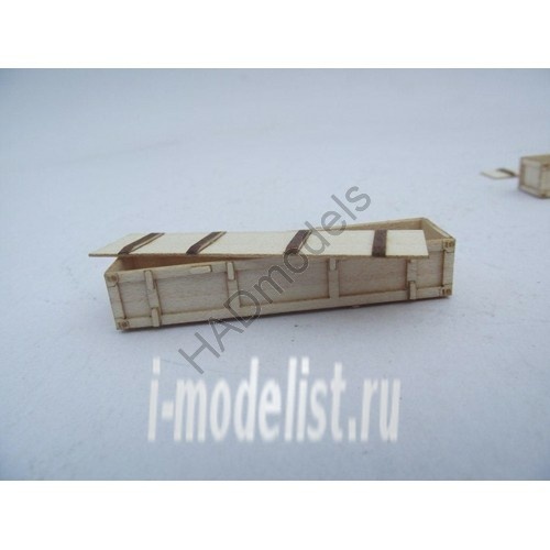 135013 HADmodels 1/35 IGLA Missiles and original wood box 