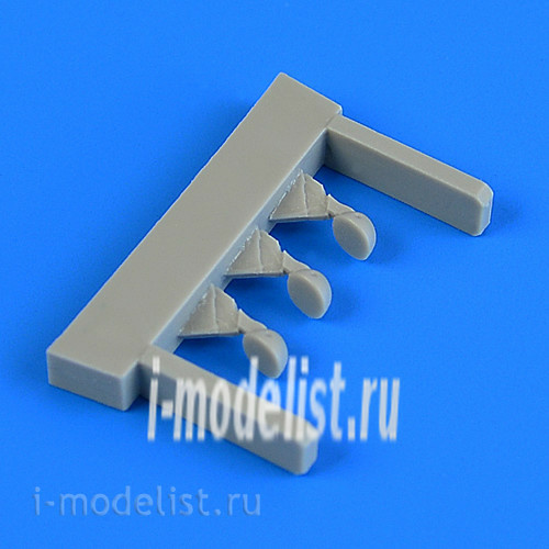 QB48 779 1/48 QuickBoost * a Set of additions to the Hawker Hurricane Circural Mirror