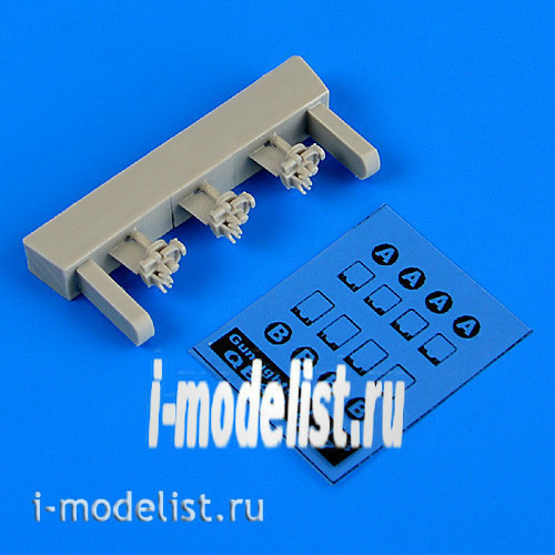 QB48 687 QuickBoost 1/48 Set of additions to the I-153 Chaika Gunsights (Sights)