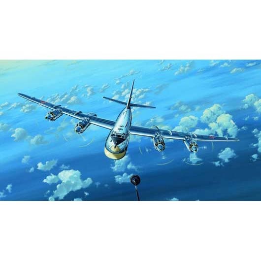 03904 Trumpeter 1/144 T-u-95 MS