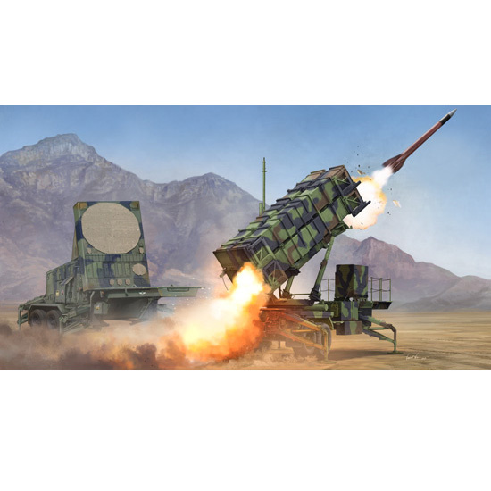 01022 Trumpeter 1/35 M901 Launching Station