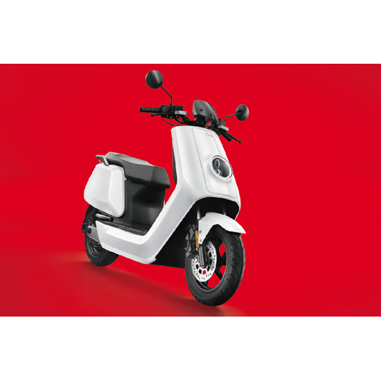07305 Trumpeter 1/12 NIU E-SCOOTER N1S - Pre-Painted (white version)