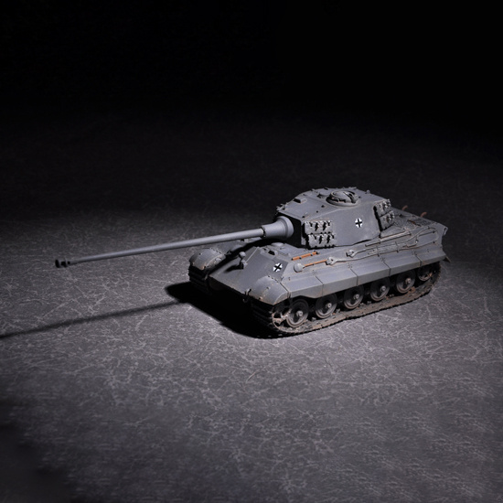 07160 Trumpeter 1/72 King Tiger (Henschel turret)w/105mm kWh