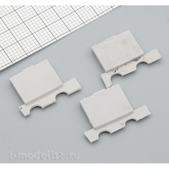 35210 GunTower Models 1/35 leather briefcase, 3 PCs.