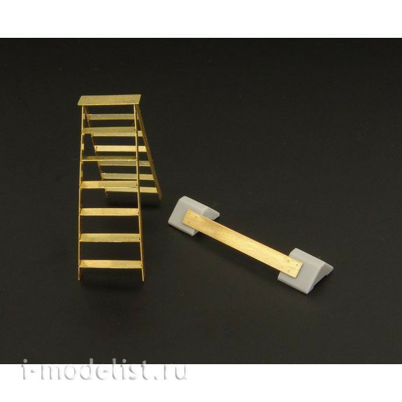 BRL72043 Brengun 1/72 British Wheel Stand + Ladder