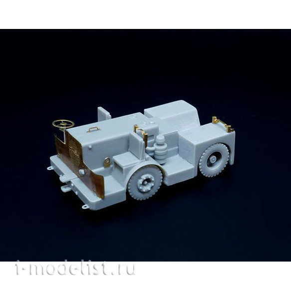 BRS72019 Brengun 1/72 British Tugmaster Tractor