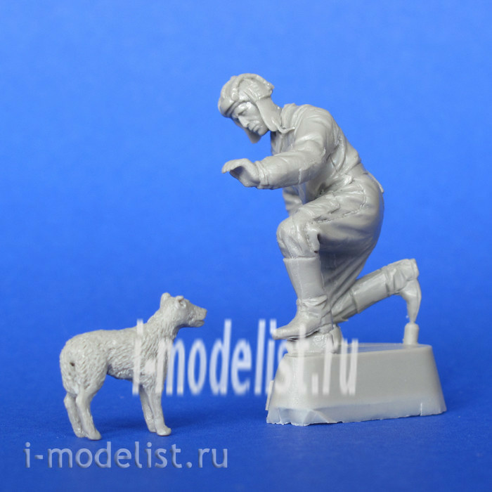 Mcf35014 MasterClub 1/35 Soviet tankman Ww2