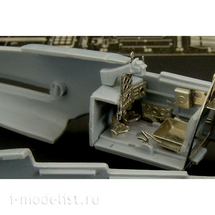 BRL72040 Brengun 1/72 Photo Etching for Ki-61 II Buble top