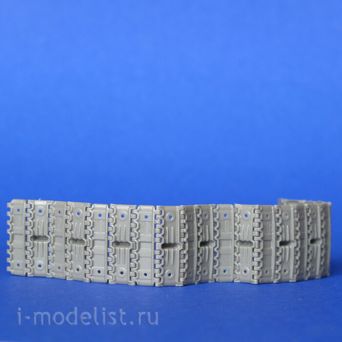 MC135018W 1/35 MasterClub Tracks are consolidated (resin) for tank 34, 550 mm M1941 Early Type 2