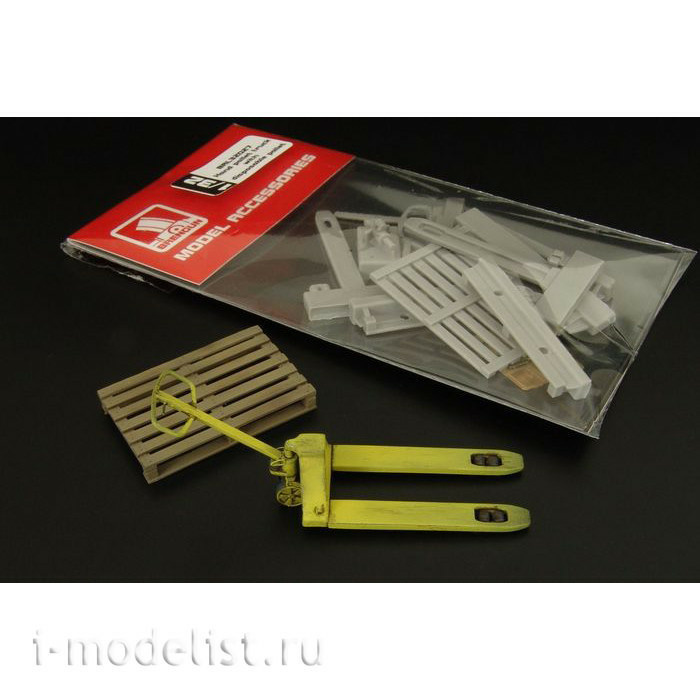 BRL32027 Brengun 1/32 Trolley + Pallet