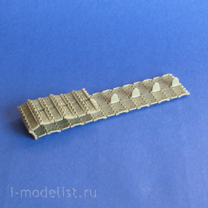MC135018W 1/35 MasterClub Tracks are consolidated (resin) for tank 34, 550 mm M1941 Early Type 2