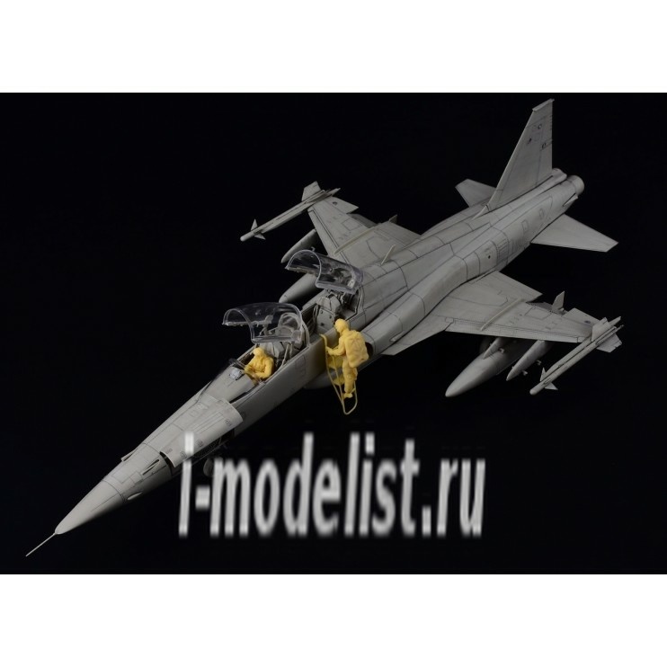 KH32019 Kitty Hawk 1/32 F-5F 