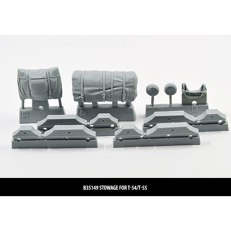 35149 Miniarm 1/35 Набор штатной укладки для Т-55/Т-62 (7 шт.)