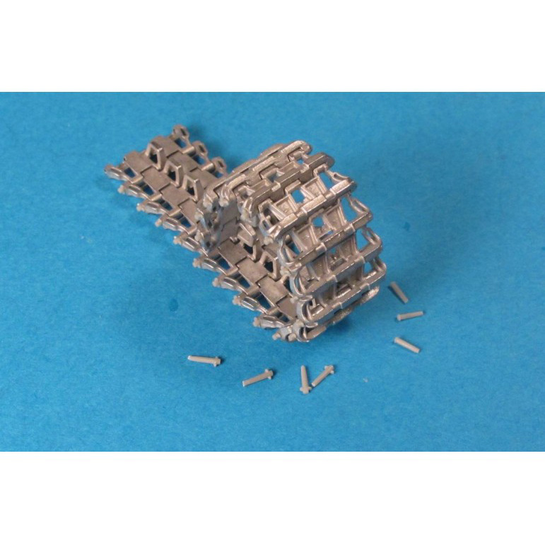 MTL-35008 MasterClub 1/35 Metal tracks for Pz.Kpfw.III - Pz.Kpfw.IV. 1941-44 with hollow crest