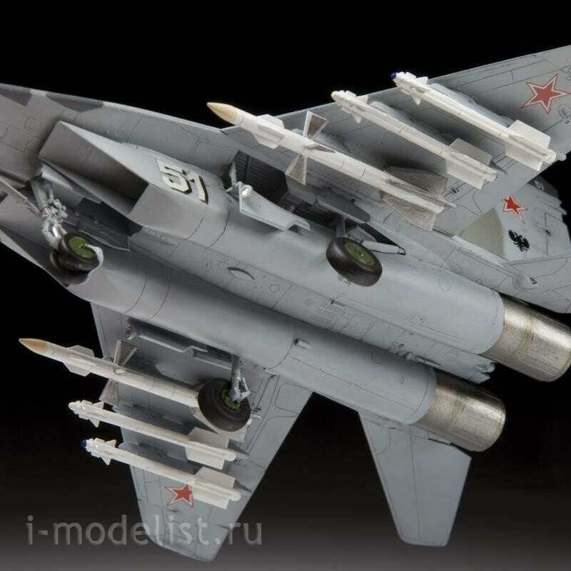 7278П Zvezda 1/72 Подарочный набор: Российский истребитель 