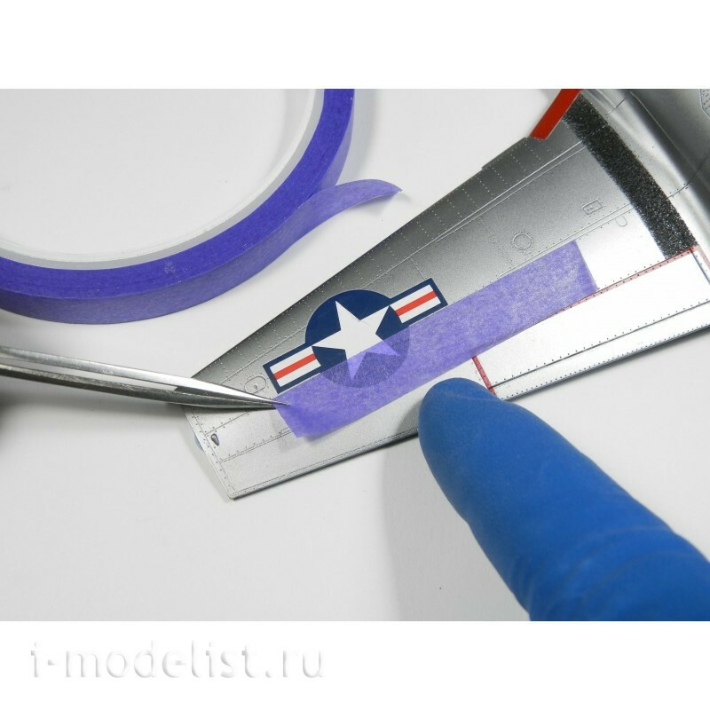 AMIG8242 Ammo Mig Бархатная клейкая лента Softouch 3 / Softouch Velvet Masking Tape 3 (10 мм x 25 м)