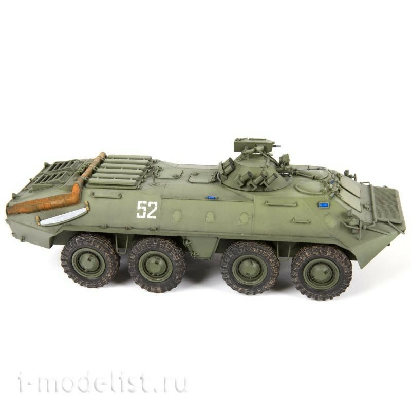 3587 Zvezda 1/35 Russian BTR-70 armored personnel carrier with MA-7 turret
