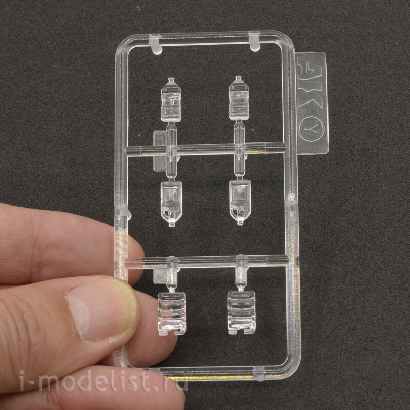 AK35018 AK Interactive 1/35 Бутылки и банки