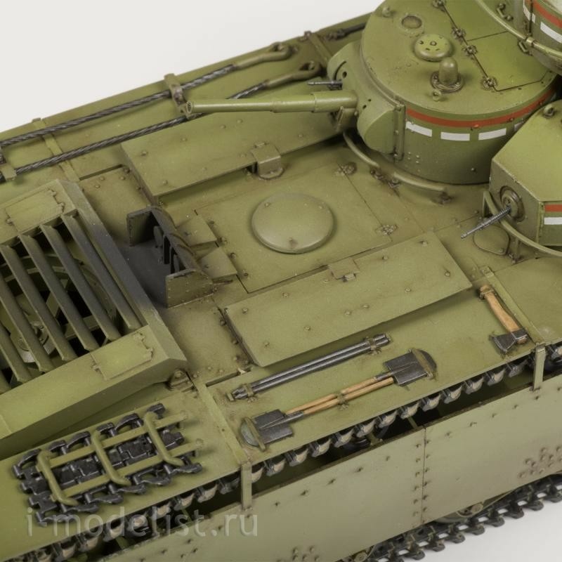 3667 Zvezda 1/35 Soviet heavy tank T-35