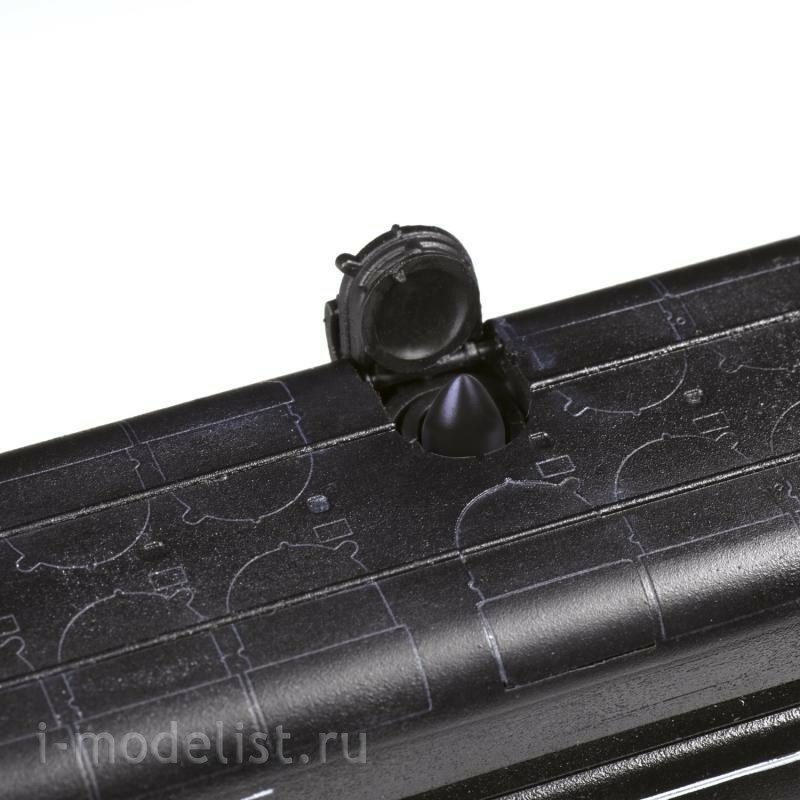 9058 Zvezda 1/350 Russian nuclear submarine 