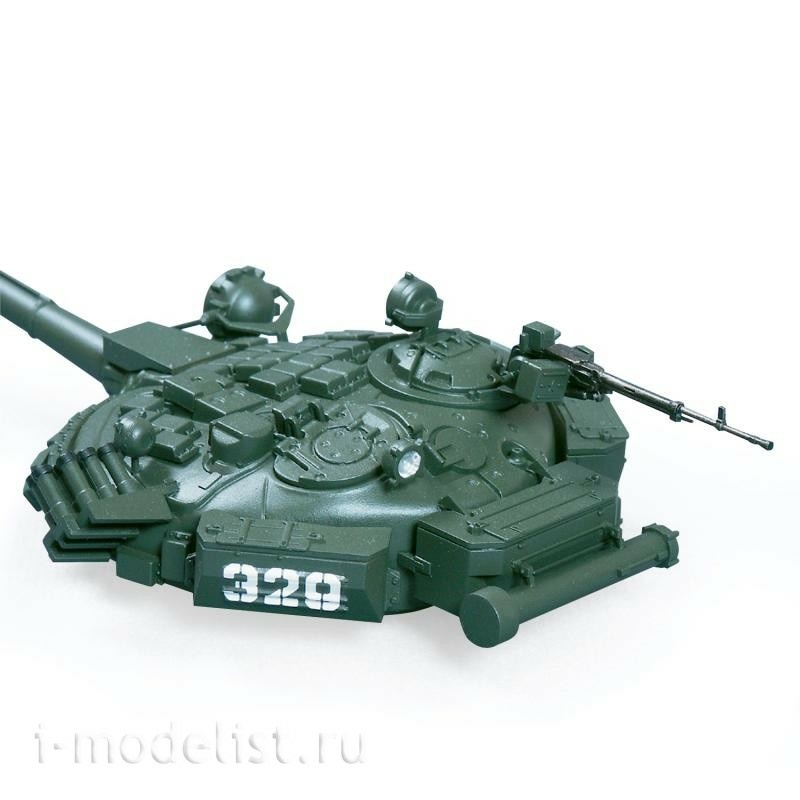 3551 Zvezda 1/35 T-72B tank with active armor