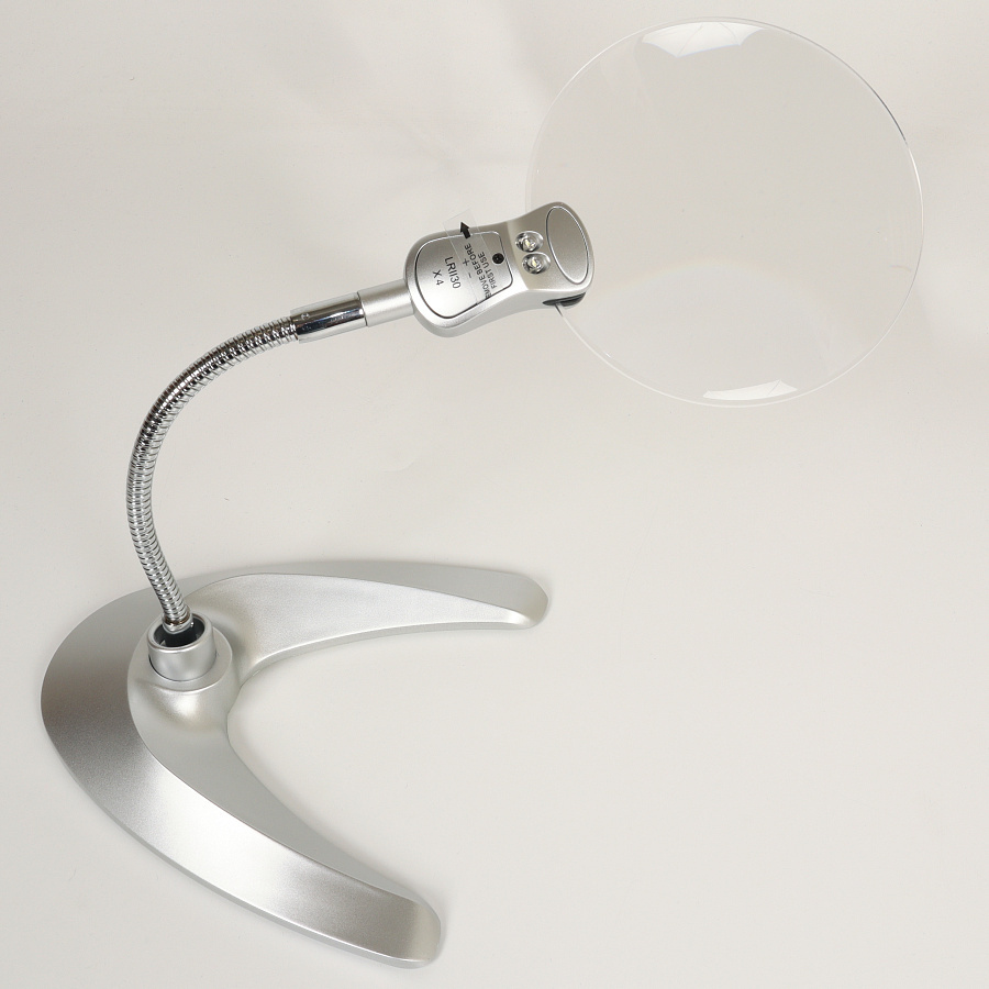 MW-2141-B MANWAH Лупа 4-кратная с подсветкой (на подставке)